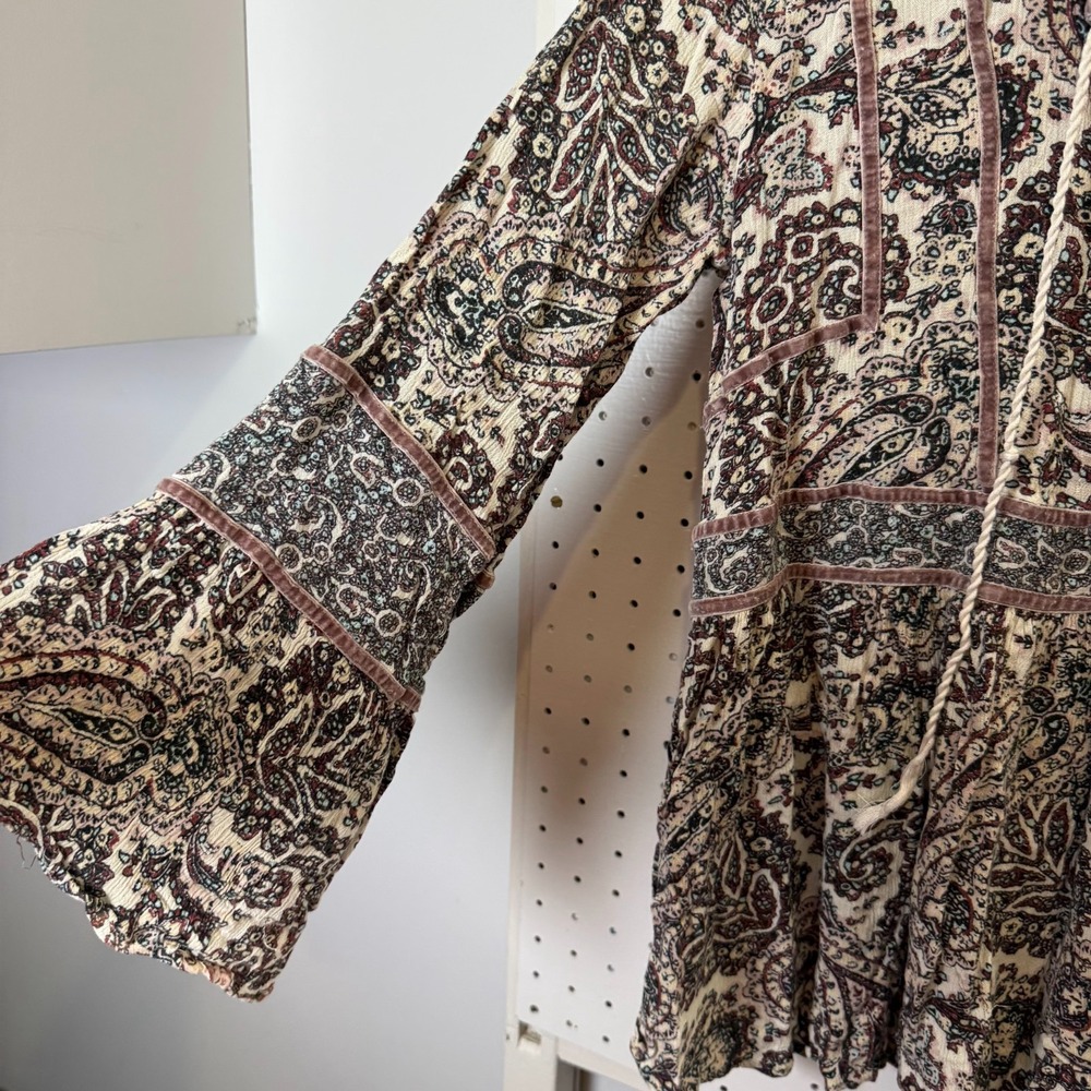 American Eagle Outfitters Blouse Womens Large Paisley Tassel 3/4 Sleeve Boho Top - Picture 5 of 10